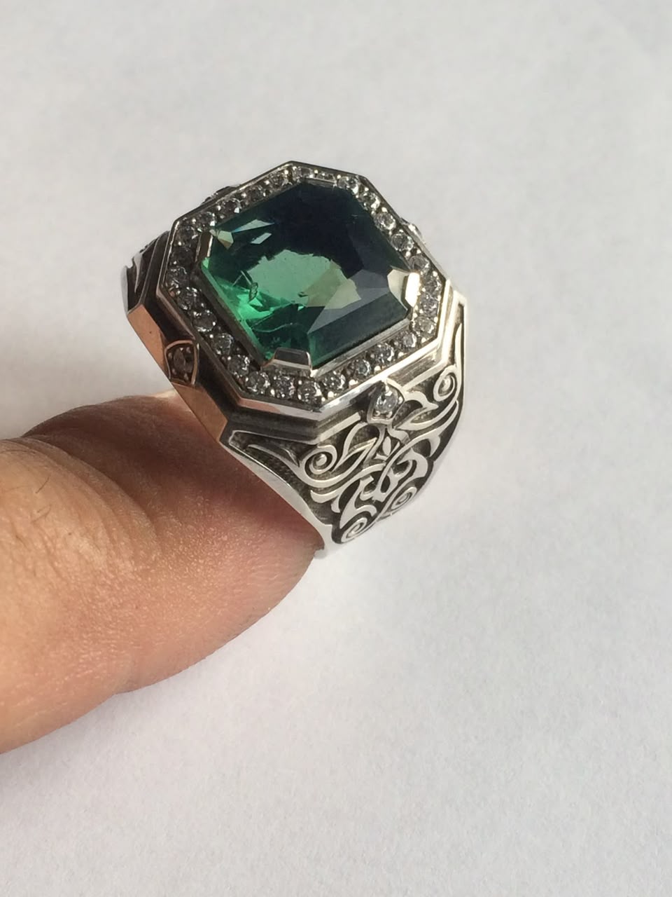 Exquisite Gemstone Collection - Image 9
